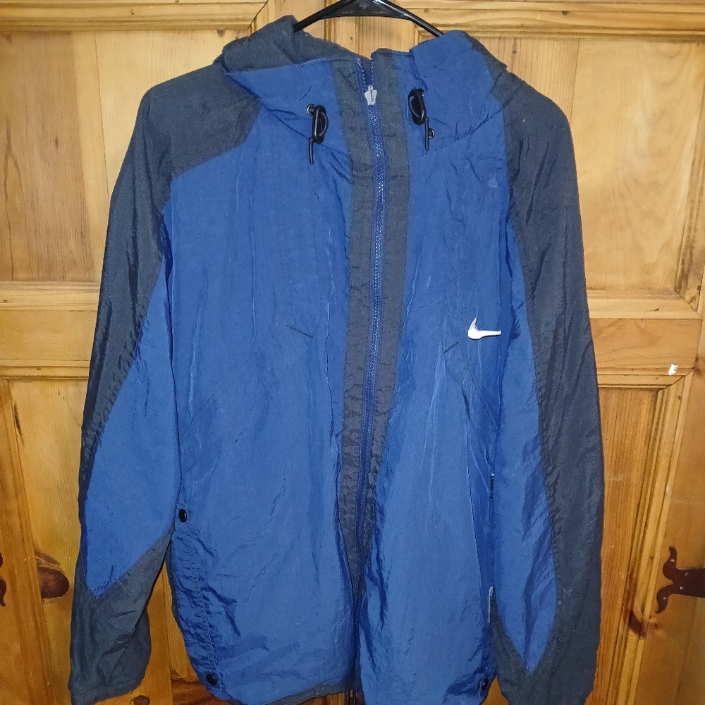 Vintage Nike Men's Windbreaker in Blue and Gray